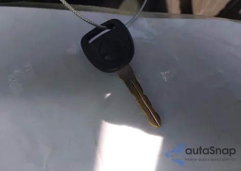 2005 Chevrolet Express from USA, damaged, VIN 1GCGG25VX51236876